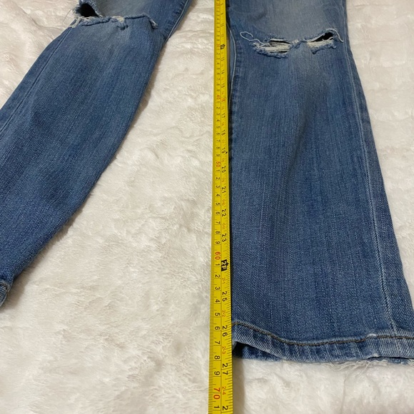 Joe’s Jean Skinny Ankle Distressed Jeans - Picture 4 of 8